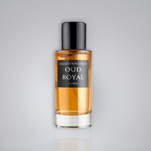 Flacon de parfum Oud Royal sur fond uni blanc/gris.