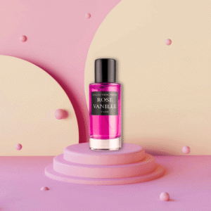 Flacon de parfum Rose Vanille sur un présentoir rose.